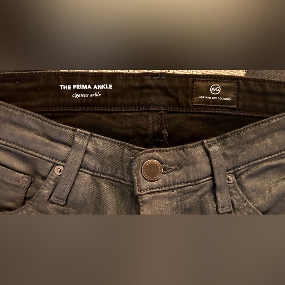 AG Jeans Women's Prima
Mid-Rise Cigarette Fit Ankle Jeans
Size 27R - Picture 2 of 10